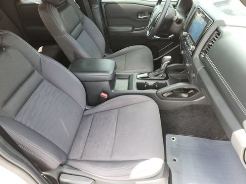 Used 2023 Nissan Frontier SV w/ Midnight Edition Package RWD image 12