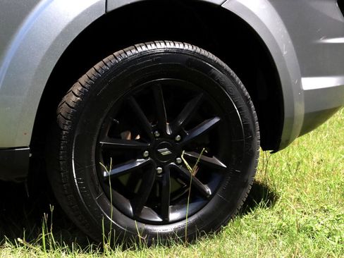 Used 2020 Dodge Journey SE w/ Blacktop Package image 25