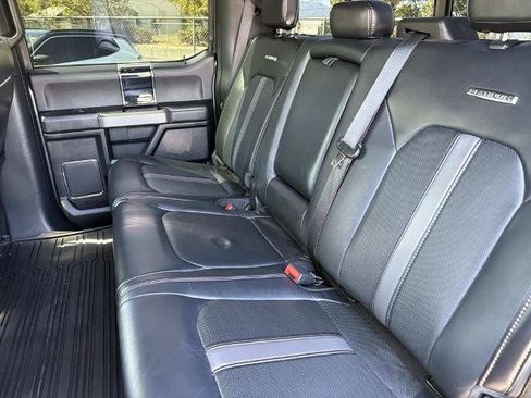 Certified 2021 Ford F250 Platinum w/ FX4 Off-Road Package AWD/4WD image 19
