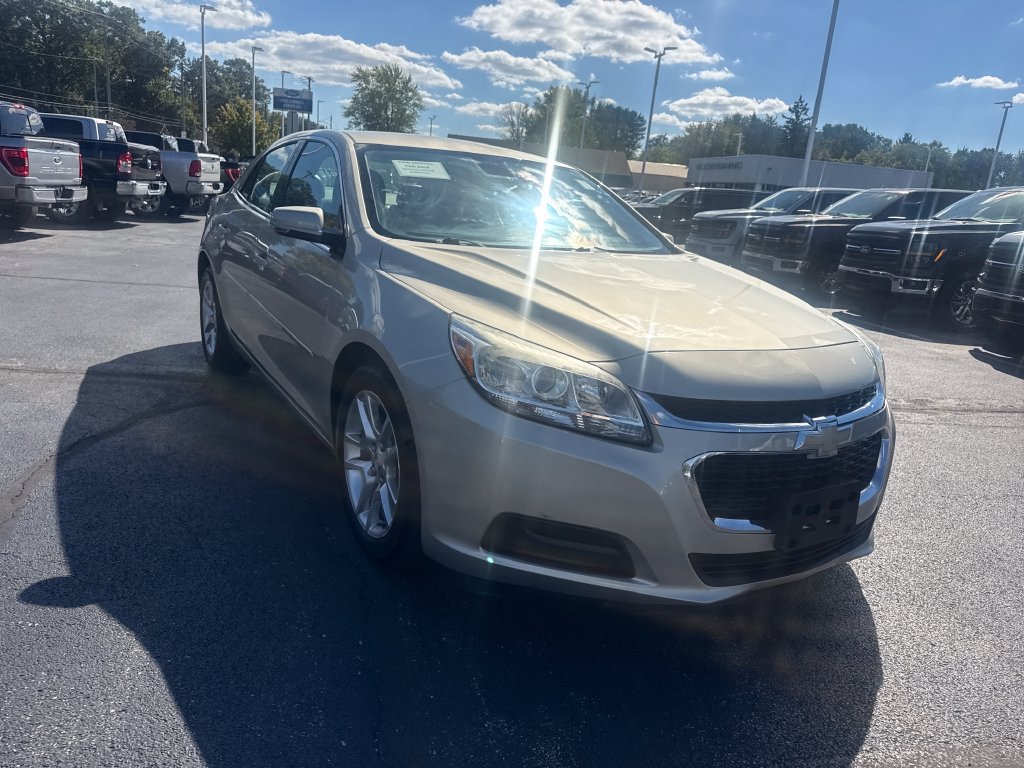 Used 2014 Chevrolet Malibu LT w/ Power Convenience Package FWD image 4