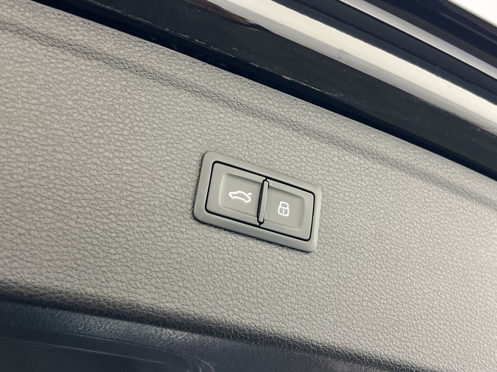 Used 2020 Audi SQ5 Premium Plus AWD/4WD image 27