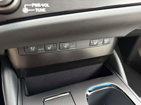 Used 2025 Lexus ES 350 Premium w/ Premium Package image 22