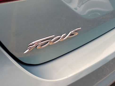 Used 2012 Ford Focus SE FWD image 7