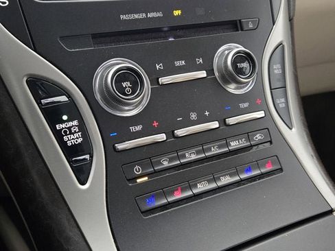 Used 2016 Lincoln MKX Reserve w/ Climate Package image 27