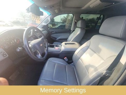 Used 2019 Chevrolet Tahoe LT image 13