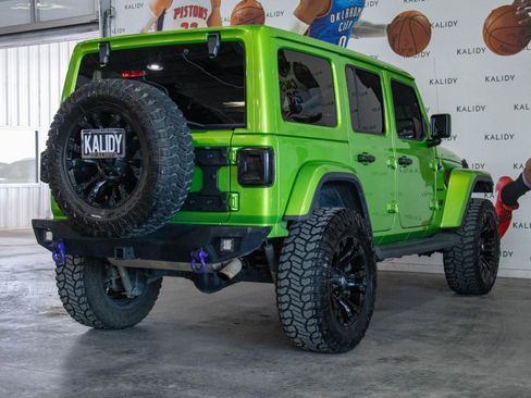 Used 2020 Jeep Wrangler Unlimited Sahara w/ Uconnect 4C Nav & Sound Group AWD/4WD image 25
