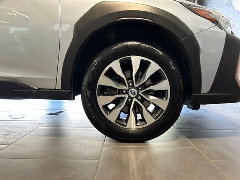 Used 2023 Subaru Outback Limited AWD/4WD image 43