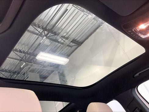 Used 2026 Mercedes-Benz GLA 250 image 14