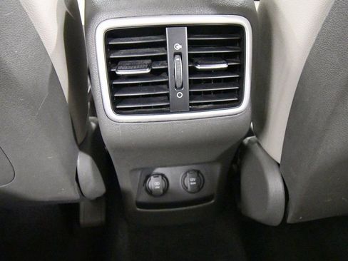 Used 2017 Kia Sportage EX image 16