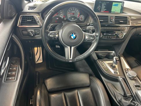 Used 2016 BMW M4 Convertible RWD image 39