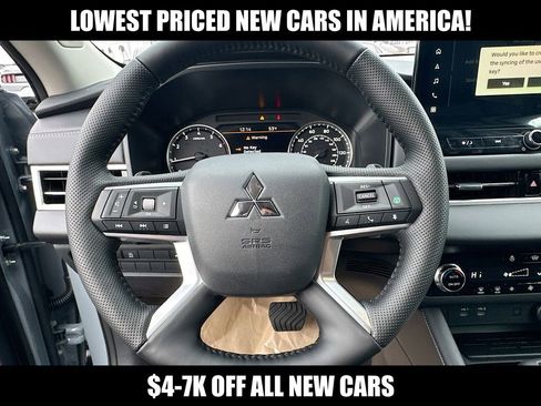 New 2026 Mitsubishi Outlander AWD image 12