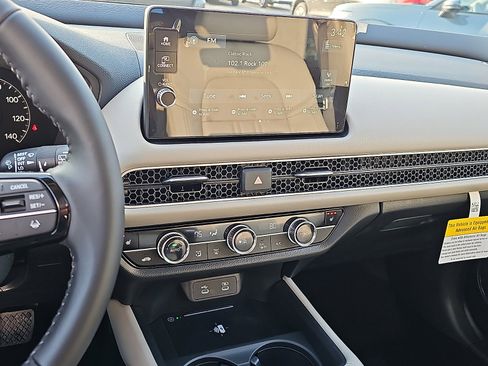 New 2026 Honda HR-V EX-L image 8