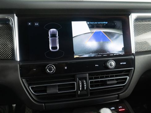 Used 2023 Porsche Macan GTS w/ GTS Sport Package image 41