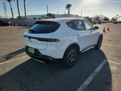 Used 2024 Alfa Romeo Tonale Ti image 4