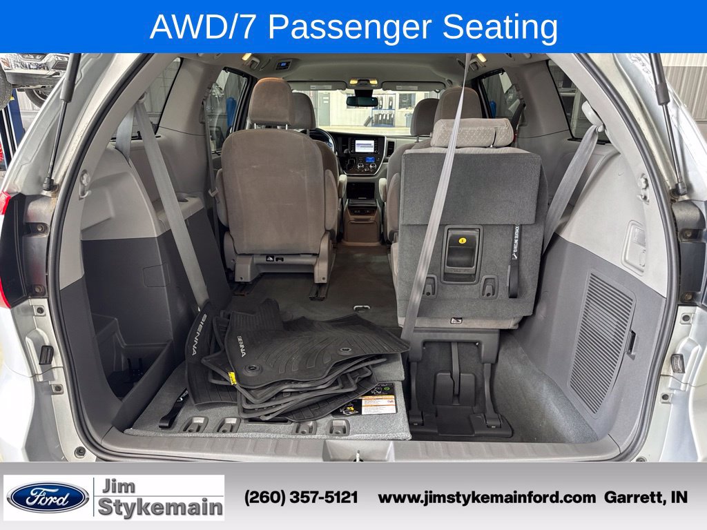 Used 2019 Toyota Sienna LE AWD/4WD image 32