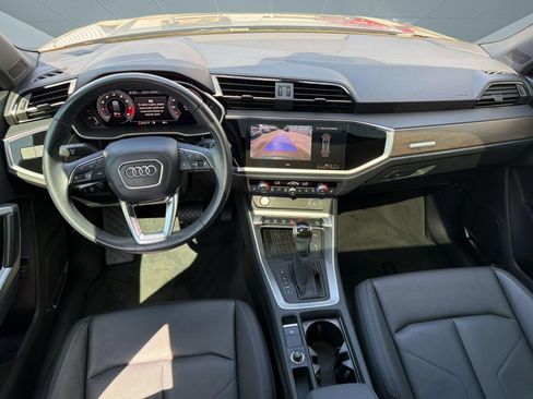 Used 2020 Audi Q3 2.0T Premium Plus w/ Premium Plus Package AWD/4WD image 14