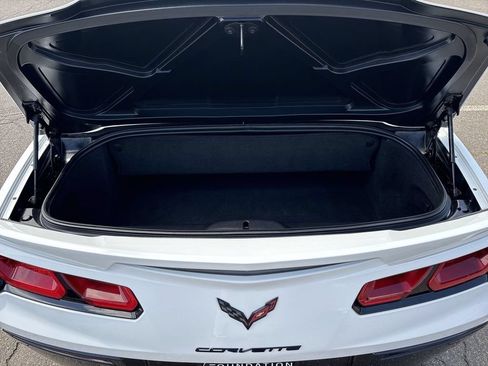 Used 2017 Chevrolet Corvette Stingray Convertible RWD image 30