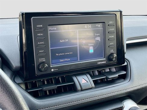 Used 2022 Toyota RAV4 LE image 14