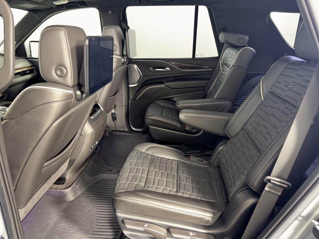 Used 2023 Cadillac Escalade Sport Platinum AWD/4WD image 25