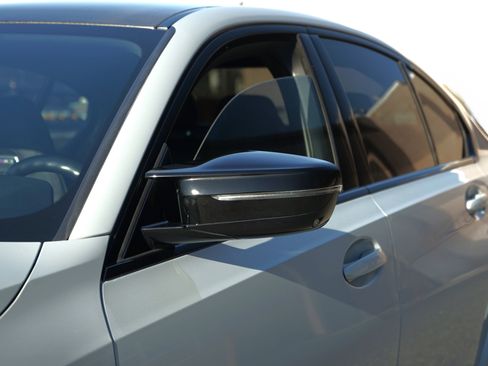 Used 2022 BMW M3 Competition w/ Premium Package image 9