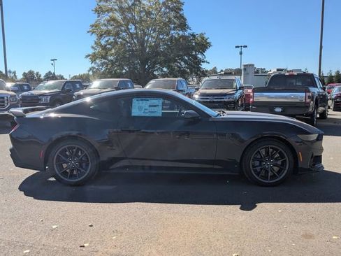 New 2025 Ford Mustang Dark Horse image 2