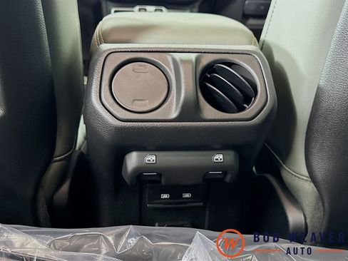 New 2026 Jeep Gladiator Mojave image 28