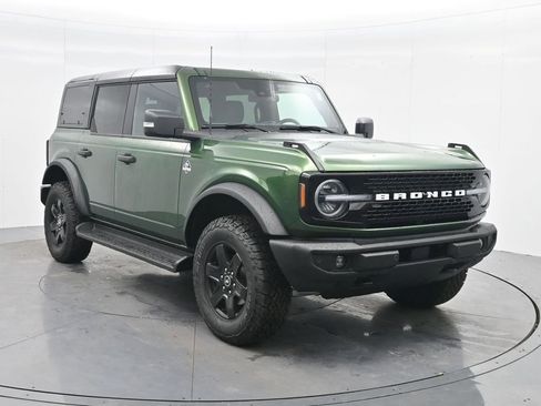New 2025 Ford Bronco Outer Banks image 4