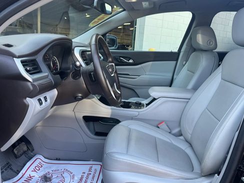 Used 2023 GMC Acadia SLT w/ Preferred Package AWD/4WD image 14