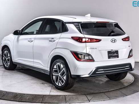 Used 2023 Hyundai Kona SE w/ Cargo Package FWD image 4