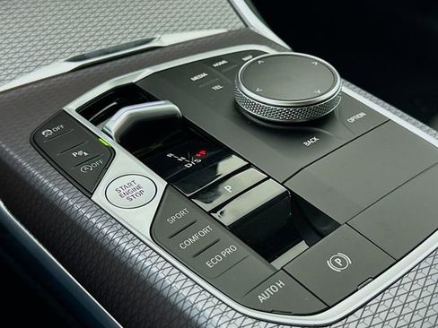 New 2026 BMW 330i xDrive Sedan w/ M Sport Package image 17
