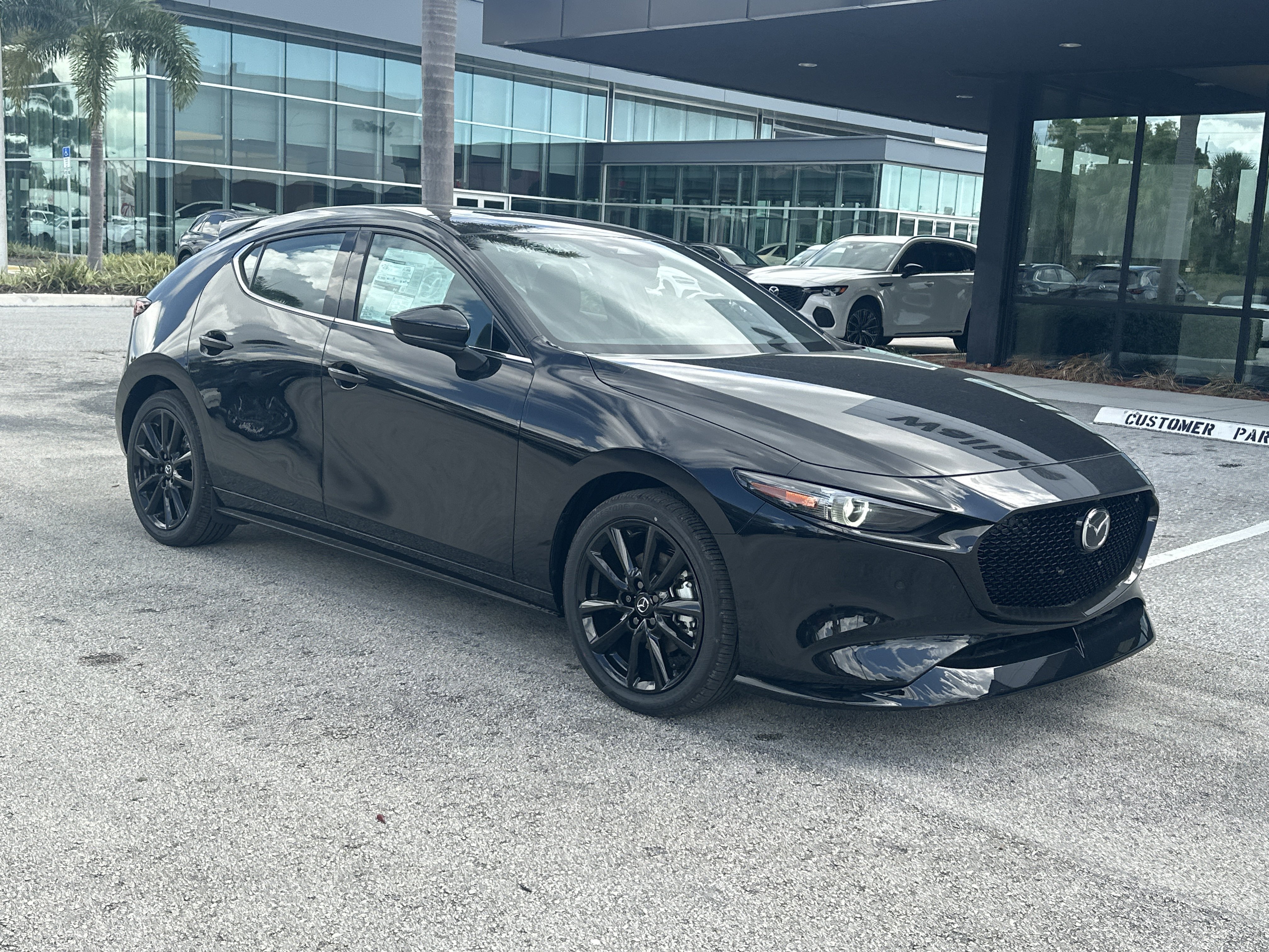 New 2026 MAZDA MAZDA3 Hatchback w/Premium Plus Pkg AWD/4WD image 5