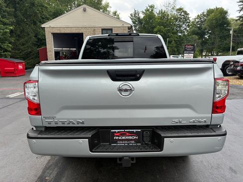 Used 2017 Nissan Titan SL AWD/4WD image 7