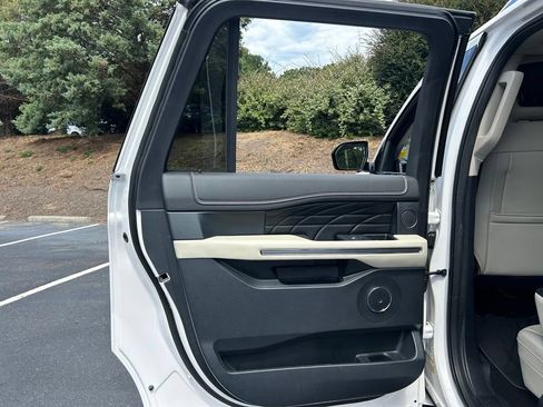 Used 2019 Ford Expedition Max Platinum AWD/4WD image 73