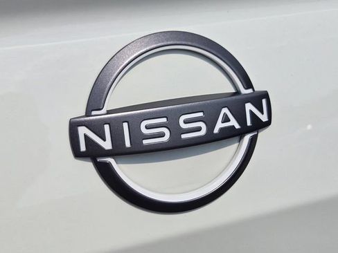 Used 2025 Nissan Altima 2.5 SV w/ SV Premium Package FWD image 17