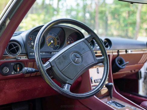 Used 1989 Mercedes-Benz 560 SL image 24