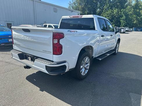 Used 2024 Chevrolet Silverado 1500 Custom AWD/4WD image 3