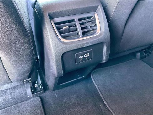 Used 2025 Chevrolet Blazer LT image 25