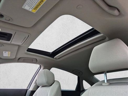 Used 2024 Honda Accord EX image 15