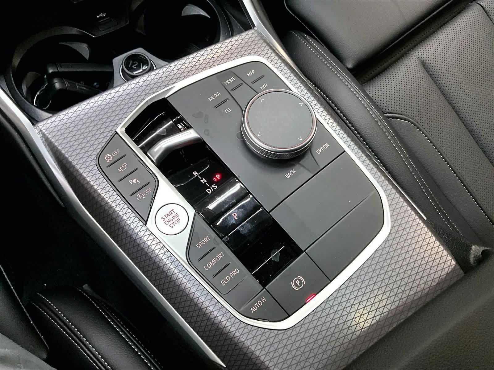 Used 2026 BMW M340i w/ Premium Package RWD image 37
