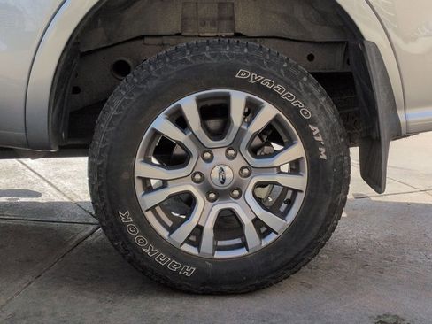 Used 2022 Ford Ranger Lariat w/ Equipment Group 501A High image 12