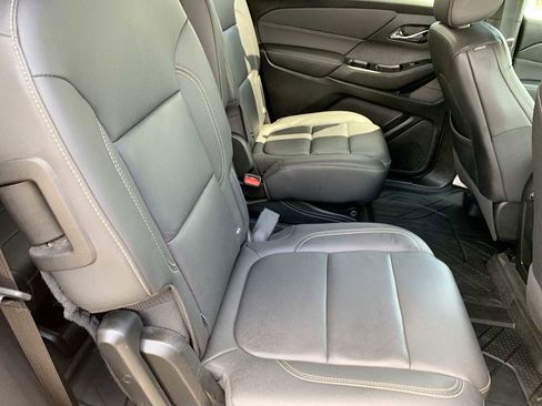 Certified 2023 Chevrolet Traverse LT w/ LPO, Floor Liner Package AWD/4WD image 25