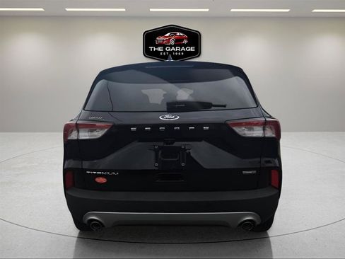 Used 2021 Ford Escape Titanium AWD/4WD image 5