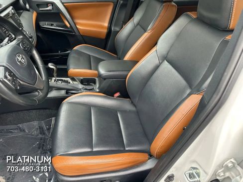 Used 2018 Toyota RAV4 SE w/ Power Extra Value Package image 13