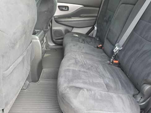 Used 2021 Nissan Murano S FWD image 11