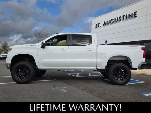 Used 2025 Chevrolet Silverado 1500 LT w/ Work Truck Package image 3