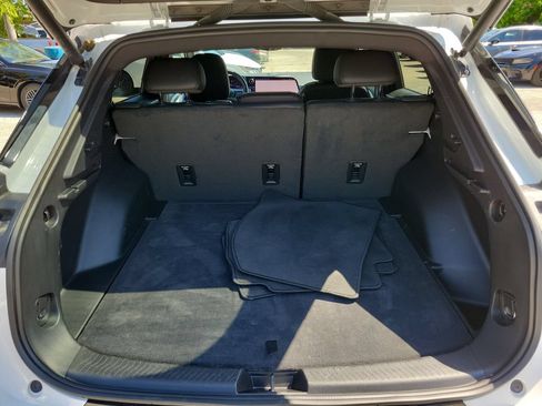 Used 2024 Chevrolet Equinox EV LT AWD/4WD image 13