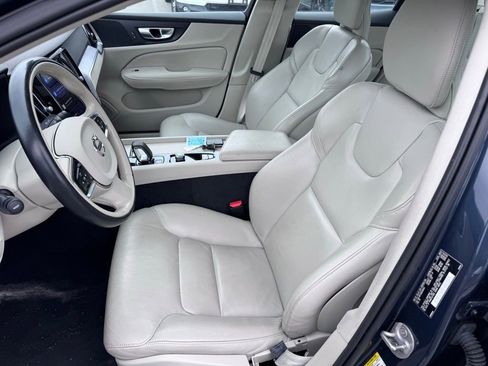 Used 2024 Volvo S60 B5 Core image 21
