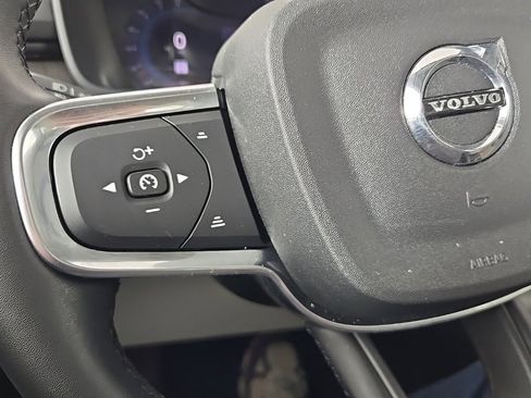 Certified 2023 Volvo XC40 B5 Plus w/ Driver Assist Package image 23