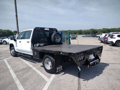 Used 2024 Chevrolet Silverado 3500 W/T w/ Snow Plow Prep Package AWD/4WD image 7