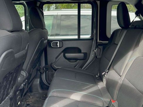 Used 2022 Jeep Wrangler Unlimited Rubicon 4xe w/ Cold Weather Group image 10